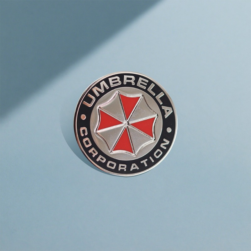 Metalowa odznaka z logo Umbrel – Men Accessories Logo recenzja i cena